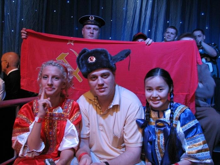 Сергей Рыбаченко болеет за Ивана Демидова на WSOP Сергей Рыбаченко