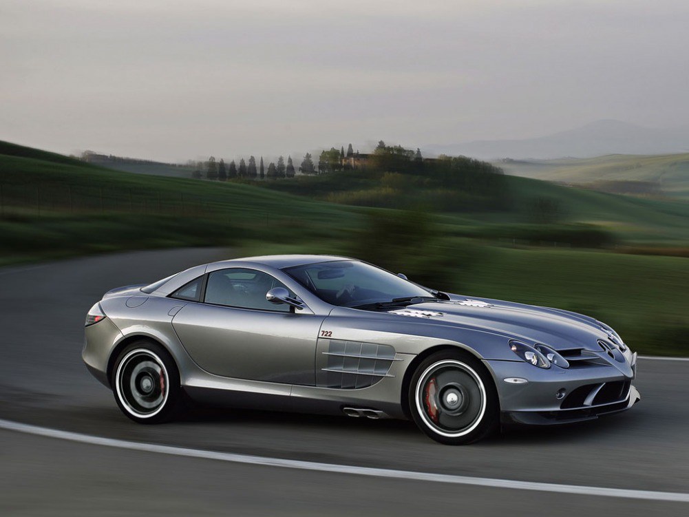 Mercedes-Benz McLaren F1 покер Mercedes-Benz McLaren F1
