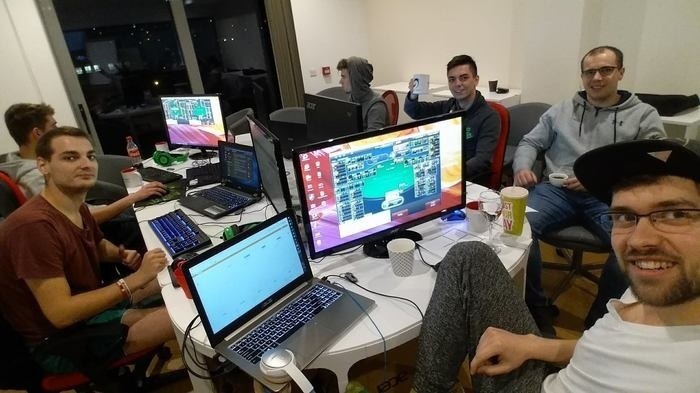 freeq7z покер freeq7z